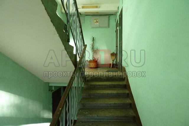 Лестницы в доме 1-335